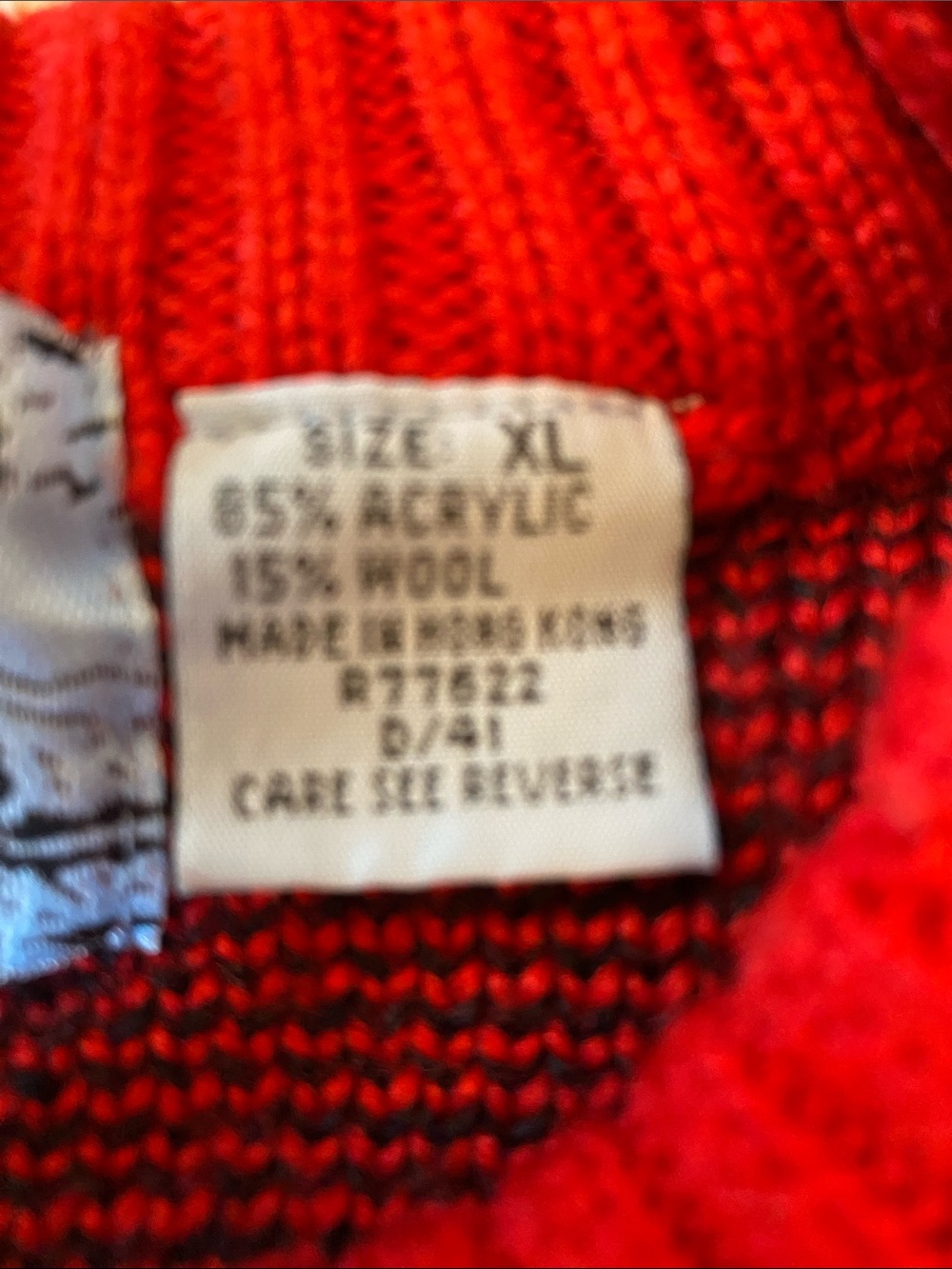 Absolutely Stunning Vintage Red Aztec Thunderbird Knit Sweater - Picture 3 of 5